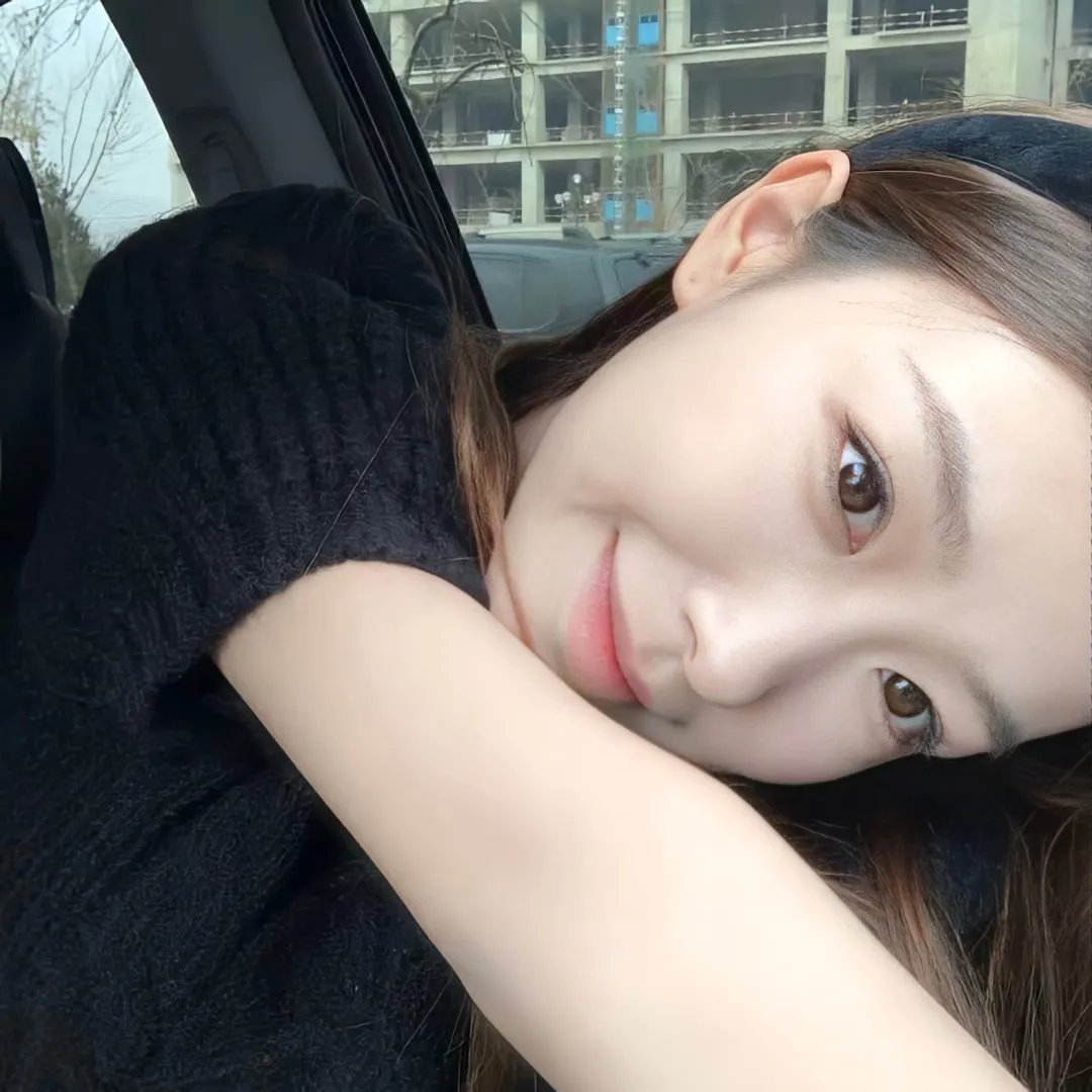 《她的方案署名换了人》剧集封面　职场短剧　24集　已完结